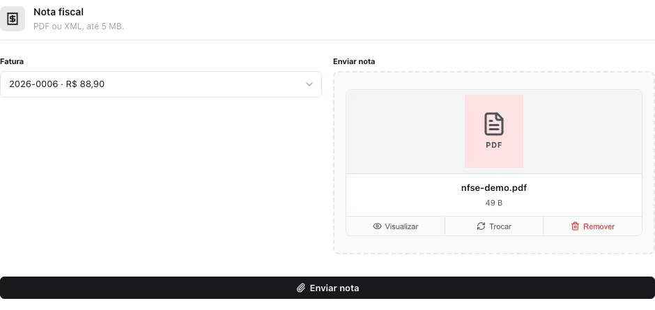 Seção Nota fiscal com a fatura 2026-0006 escolhida e o arquivo nfse-demo.pdf carregado na área de envio, com os botões Visualizar, Trocar e Remover e, embaixo, Enviar nota