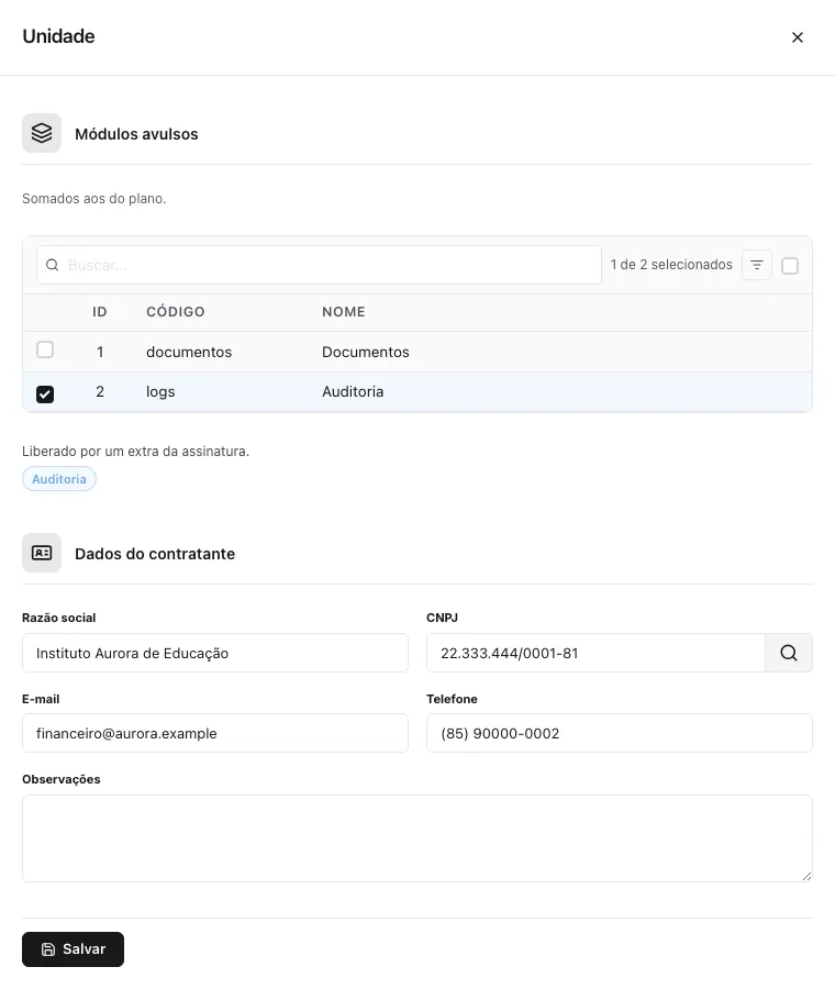 Parte de baixo da seção Licença: módulos avulsos com Auditoria marcado e liberado por um extra da assinatura, e os dados do contratante razão social, CNPJ, e-mail e telefone