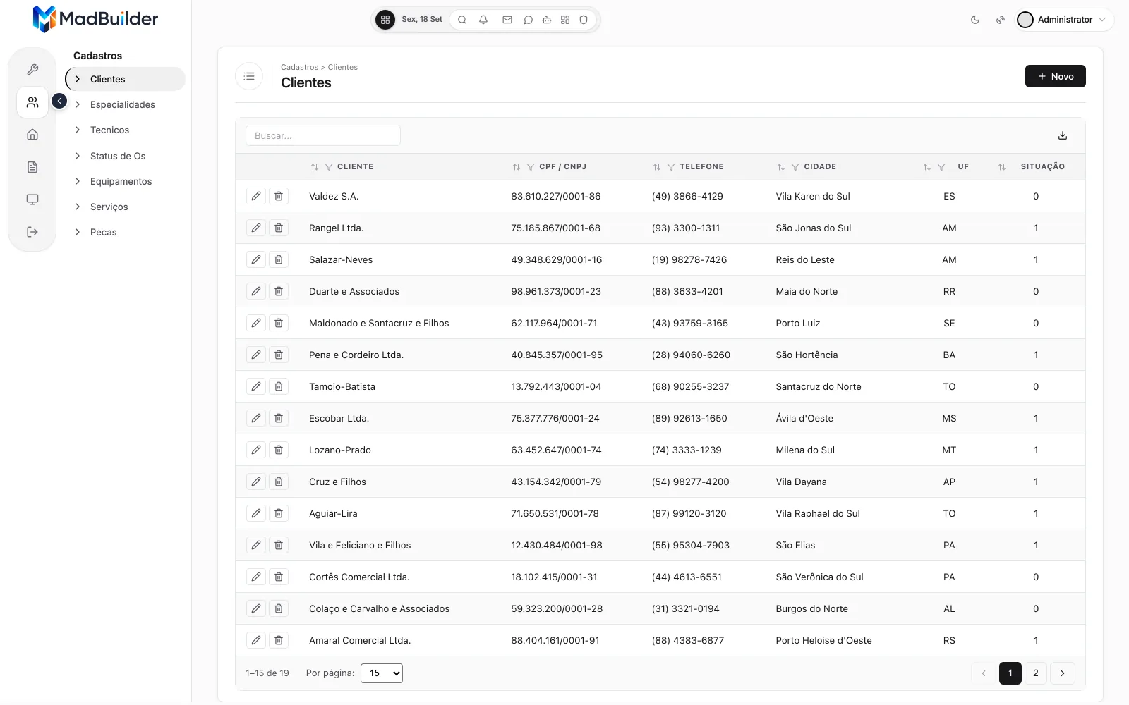 Listagem de clientes da aplicação gerada já com os dados do popular: busca no cabeçalho, linhas do Faker, paginação 1–15 de 19 e o botão Novo. ATENÇÃO — a captura foi feita no projeto de referência, onde a listagem JÁ passou pela aula 08 (colunas escolhidas, rótulos em português, filtro por coluna). Na sua gravação, aqui a listagem ainda mostra TODAS as colunas da tabela, com os nomes crus
