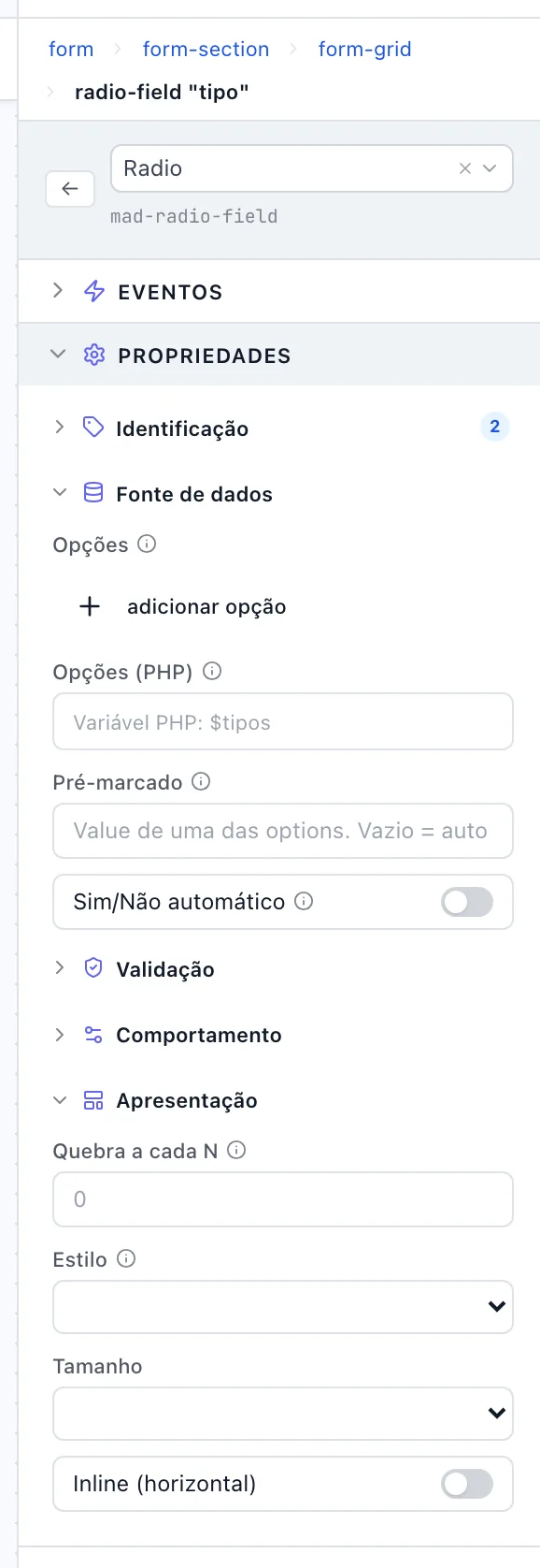 Painel de propriedades de um Radio com Fonte de dados e Apresentação abertas